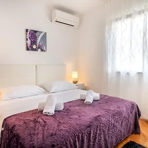  Appartement Rooms&apartments Zelux